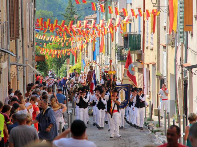 Fifre Cavalcade Tradition Provence Cuges Les Pins