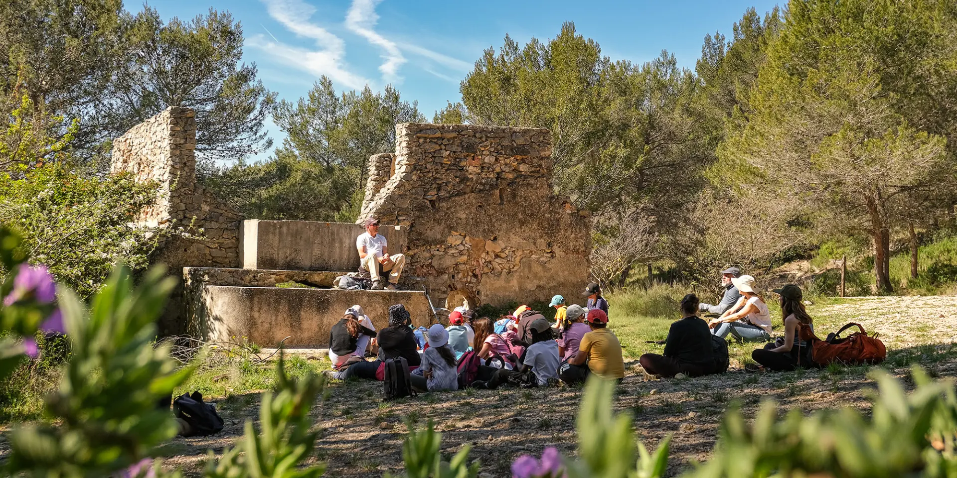 Walk to Dangele Farm, Al Oti School Group, Aubagne area