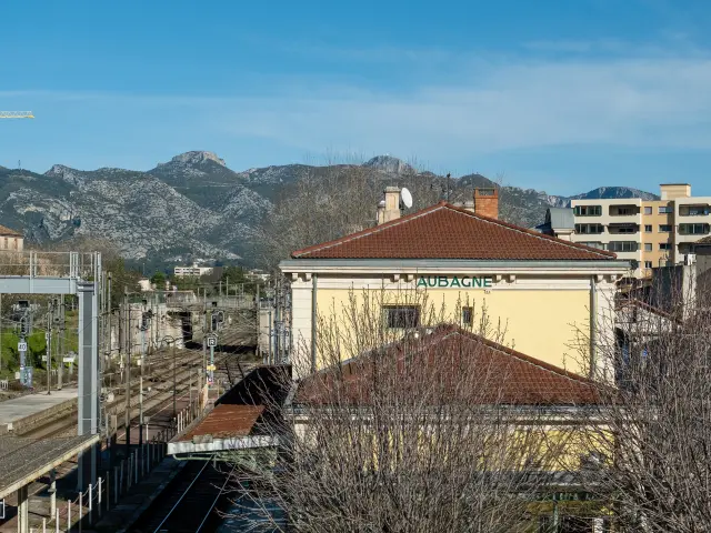 Aubagne Bahnhof Jlo Oti Pays D Aubagne 60