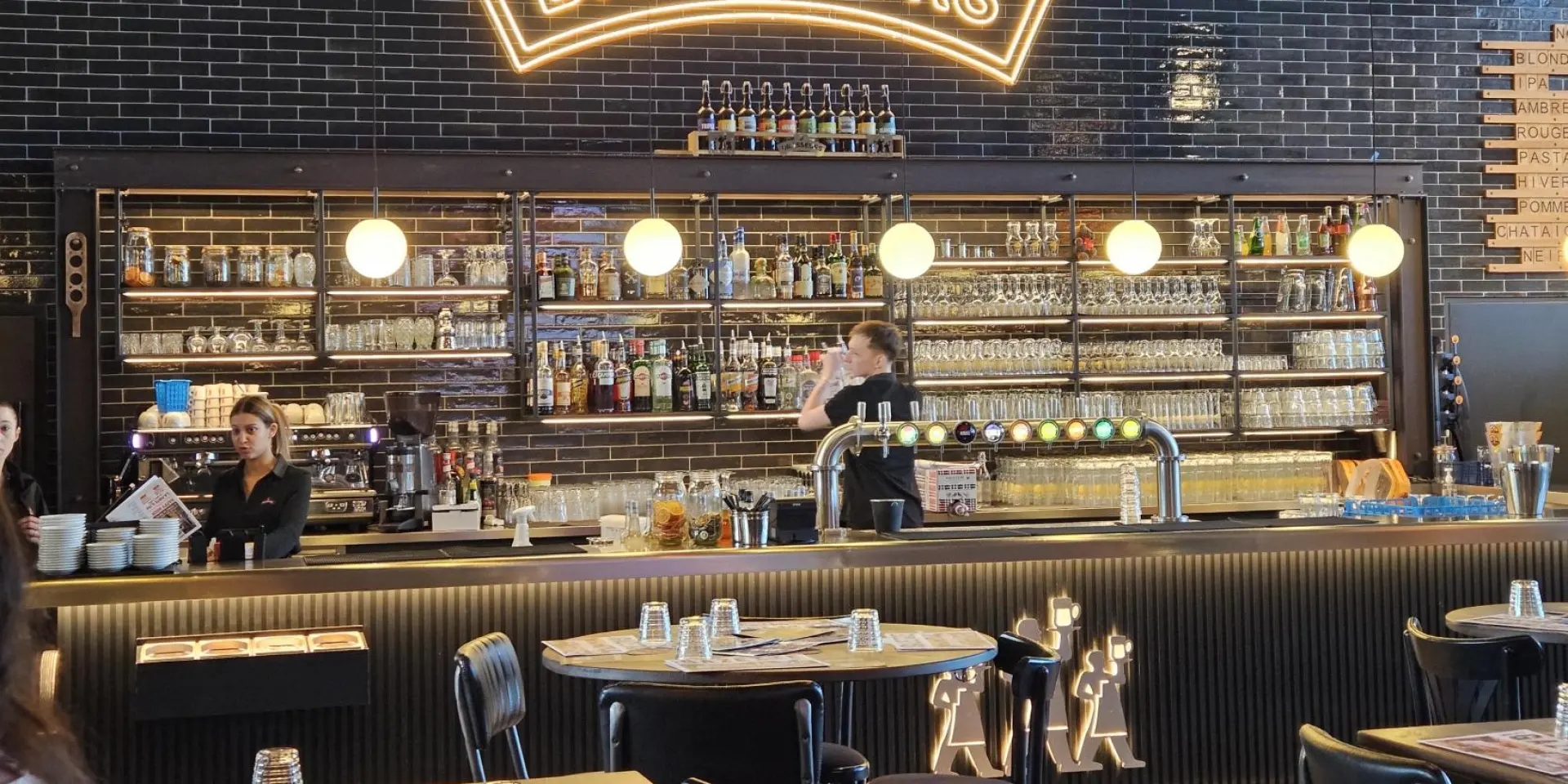 Les 3 Brasseurs Restaurant, Jlo Oti, Pays d'Aubagne 3